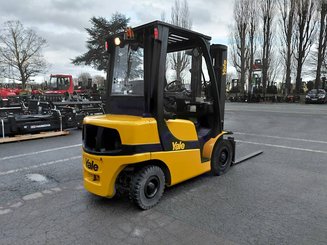 Four wheel front forklift Yale GDP25VX