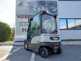 Four wheel front forklift Yale ERP30VL