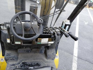 Four wheel front forklift Yale GLP25VX