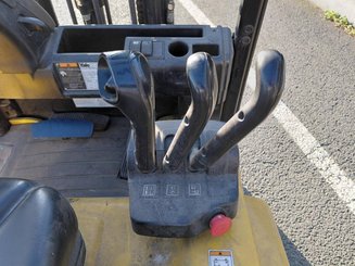 Three wheel front forklift Yale ERP18VTL