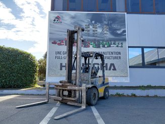 Four wheel front forklift Yale GDP35VX
