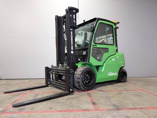 Four wheel front forklift Hangcha XC50i - 1