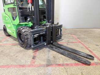 Four wheel front forklift Hangcha XC50i - 7