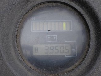Three wheel front forklift Crown SC30-16