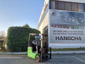 Three wheel front forklift Hangcha XC3-18i - 1