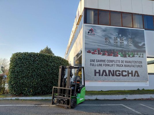 Three wheel front forklift Hangcha XC3-18i - 1