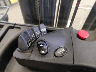 Reach truck Yale MR14