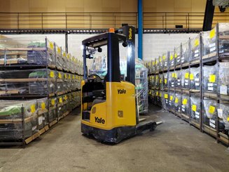 Reach truck Yale MR10E