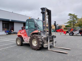 All-terrain forklift Manitou MC50