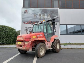 All-terrain forklift Manitou MC50