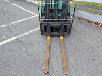 Four wheel front forklift Mitsubishi FG15N