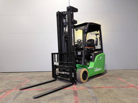 Three wheel front forklift Hangcha XC3-20i (CPDS20-XCY2G-SI) - 1