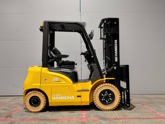 Four wheel front forklift Hangcha XE25i