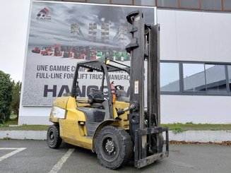 Four wheel front forklift Caterpillar DP55NT MC - 1