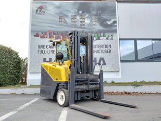 Multidirectional sideloader Combilift C4000