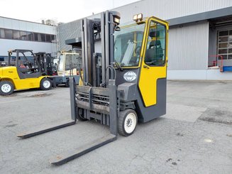 Multidirectional sideloader Combilift C4000