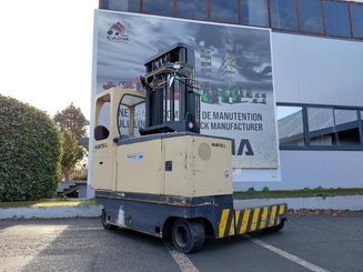 Multidirectional sideloader Hubtex MQ40