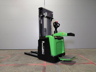 Stacker truck with folding platform Hangcha CDD16-XT1S-SI - 1
