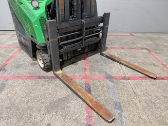 Four-way forklift Combilift COMBI CB2500